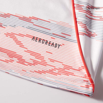 KIMMICH #6 Bayern Munich Extérieur Maillot 2025/26 Blanc