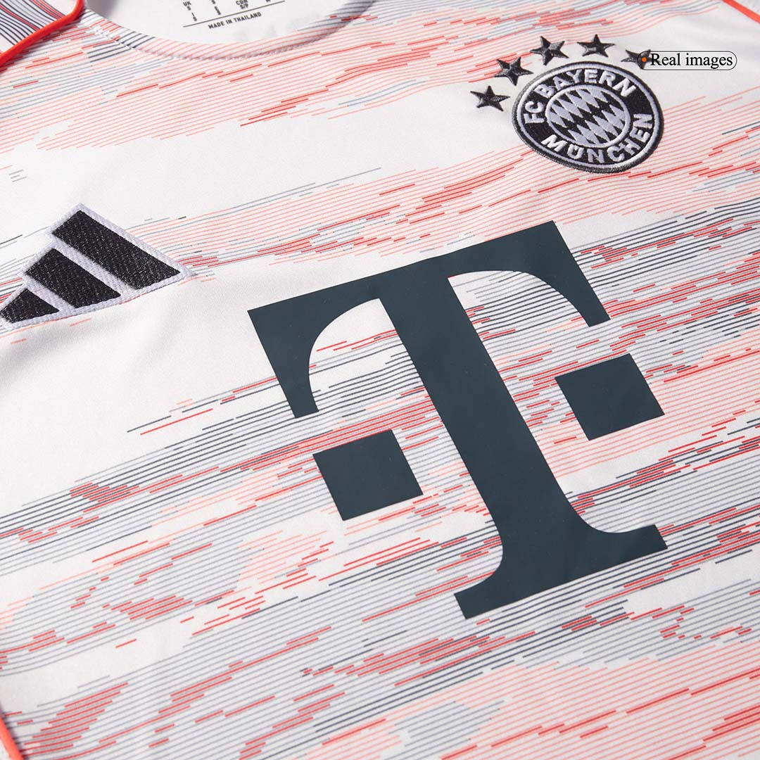N.JACKSON #11 Bayern Munich Extérieur Maillot 2025/26 Blanc